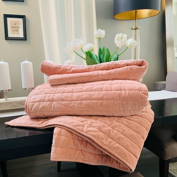 Threshold Other - Threshold channel stitch quilt-warm blush-KING